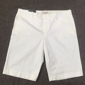 Women Banana Republic short size 10